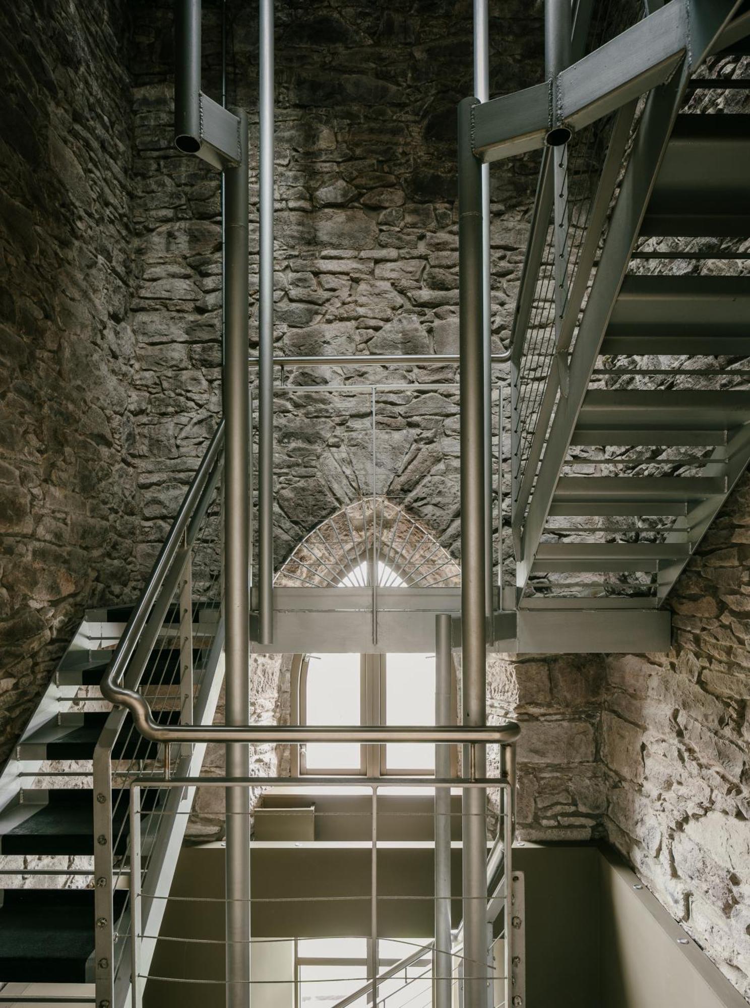 The Church Tower Crieff Exterior photo